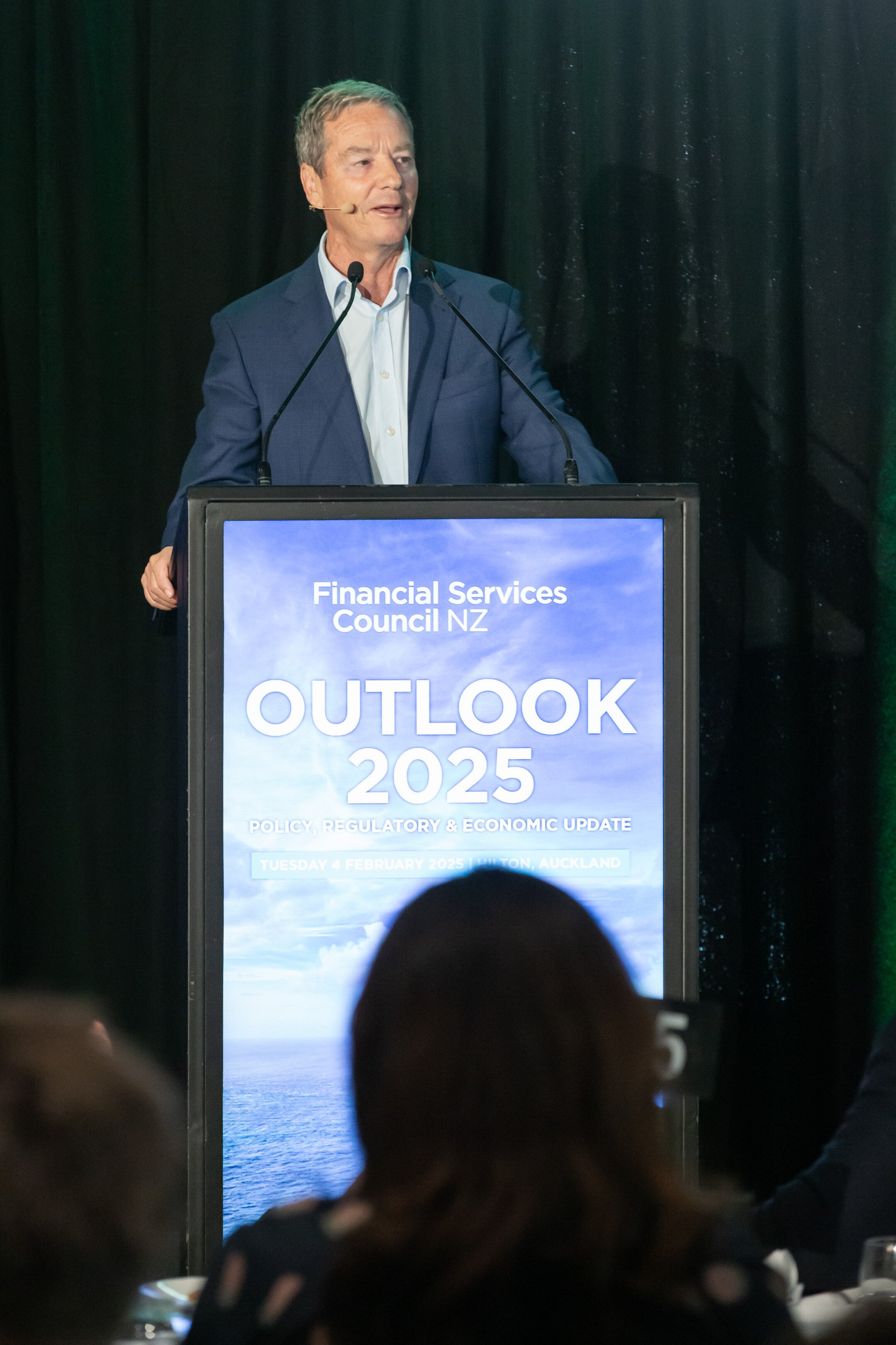 OUT LOOK 2025 066