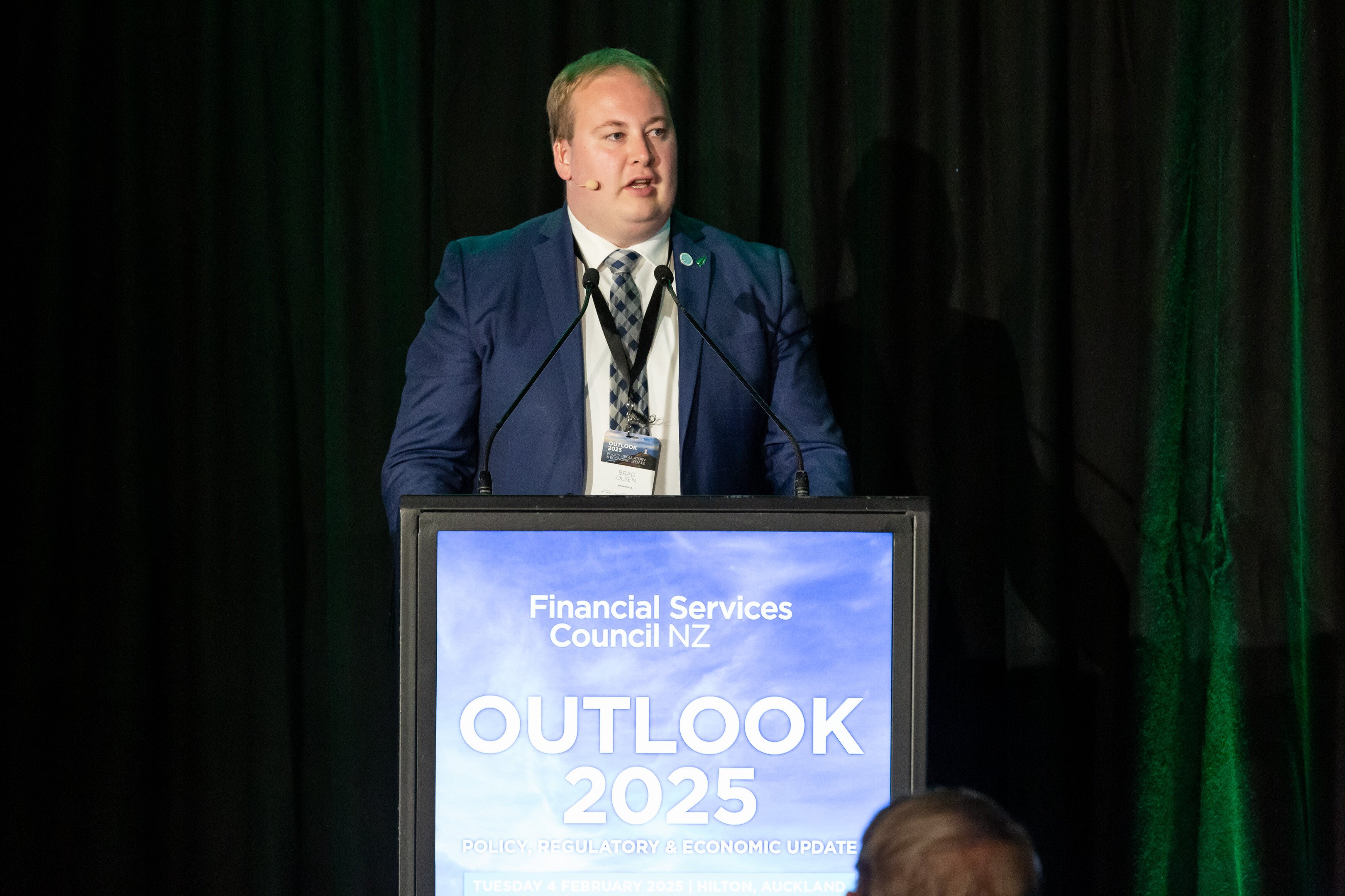 OUT LOOK 2025 153